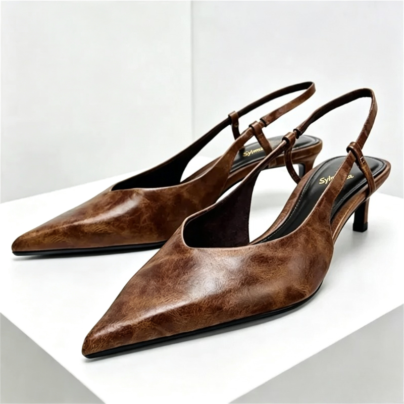 Women Shoes Brown Colour - Zapatos de tacón de gatito marrón