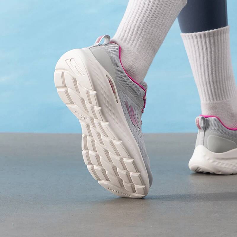 Skechers Nuevas Zapatillas de  - Women'S Shoes New Balance reseña y precio
