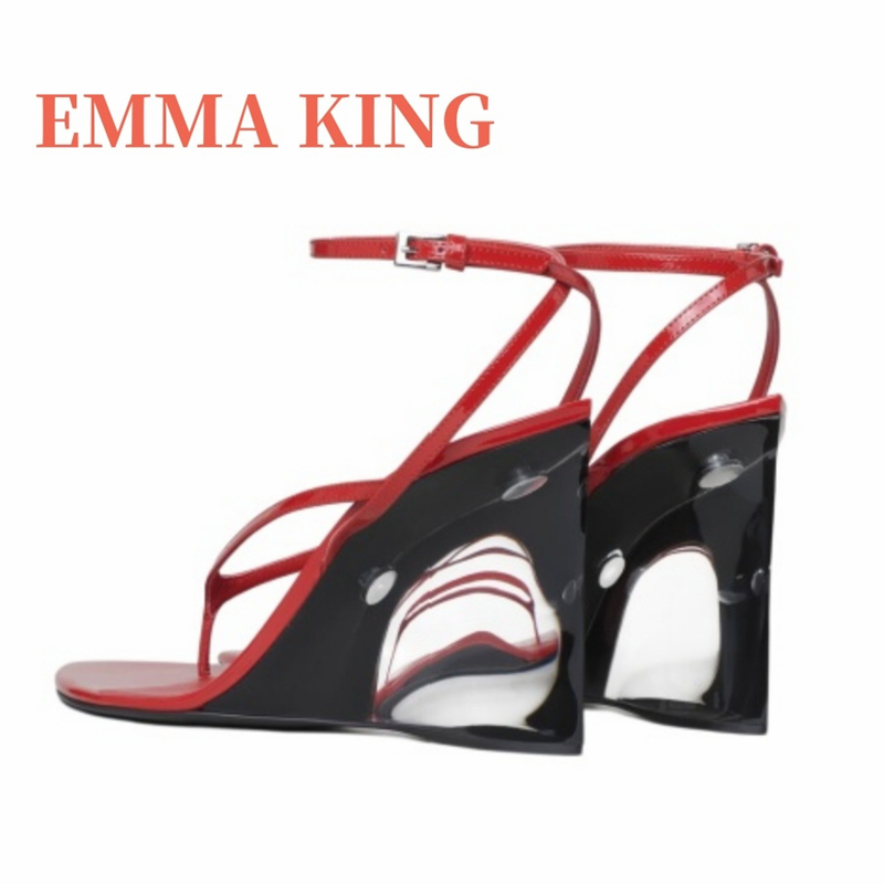 Sandalias de cuña de charol pa - Clear Strap Heel reseña y precio