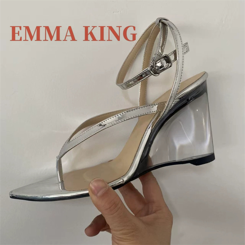 Sandalias de cuña de charol pa - Clear Strap Heel reseña y precio